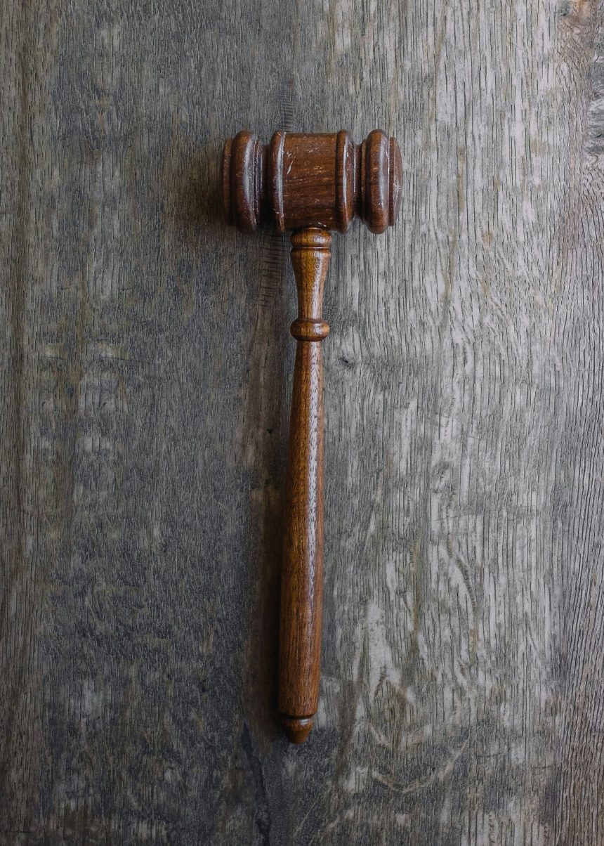 wesley-tingey-9z9fxr_7Z-k-unsplash Sanciones en caso de siniestros fatales